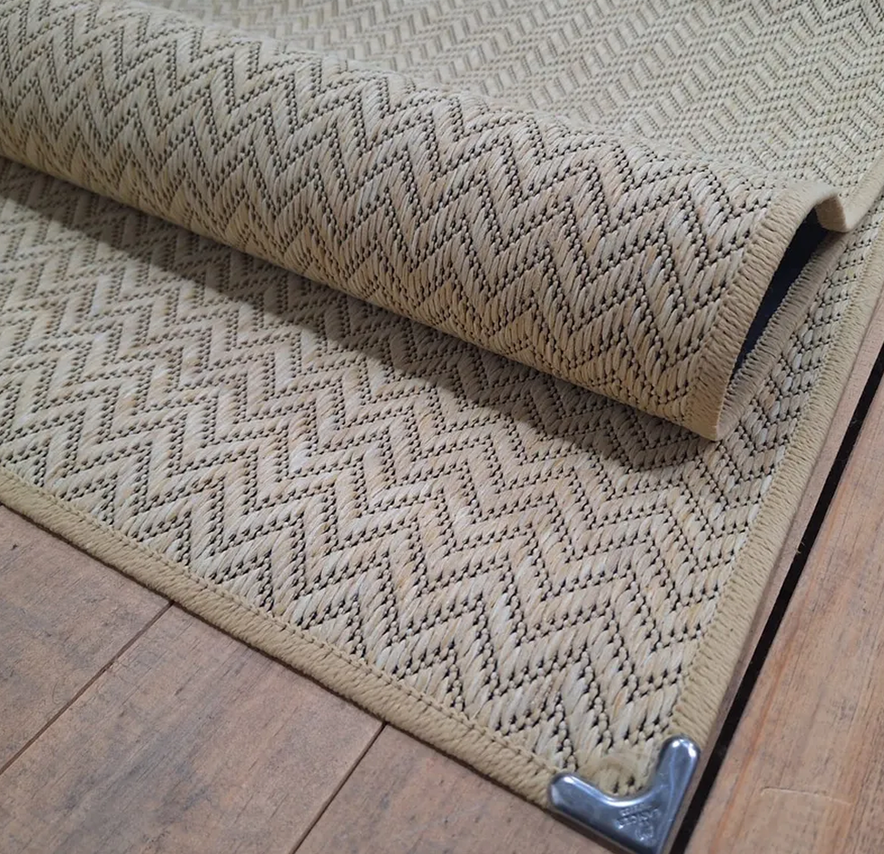 Tapete Corredor Passadeira Sisal Bege 3,50 m com Ponteiras em Metal